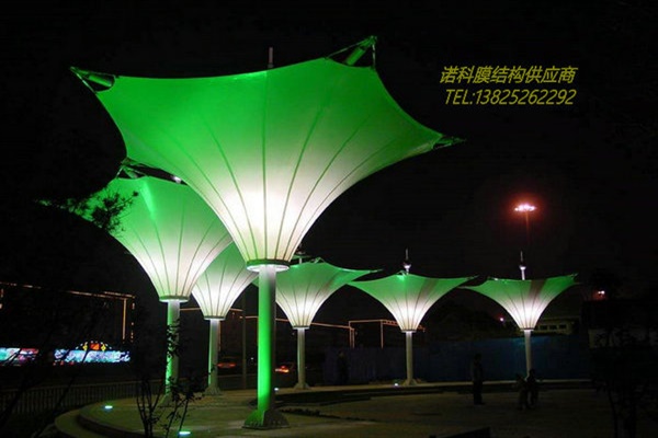 全自動膜結構遮陽棚